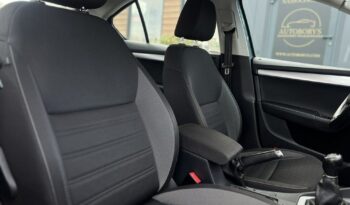 SKODA Octavia  | FWD (przód) | Manualna | 115 KM | Szary full