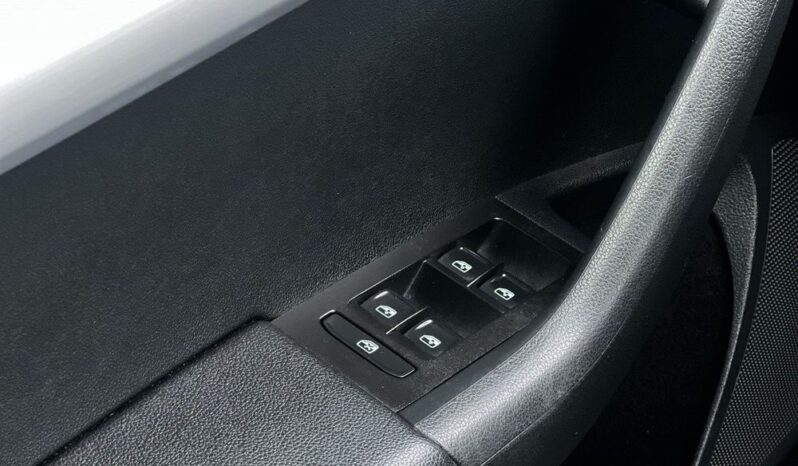 SKODA Octavia  | FWD (przód) | Manualna | 115 KM | Szary full