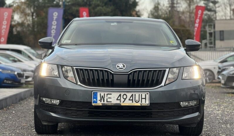 SKODA Octavia  | FWD (przód) | Manualna | 115 KM | Szary full