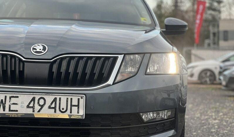 SKODA Octavia  | FWD (przód) | Manualna | 115 KM | Szary full