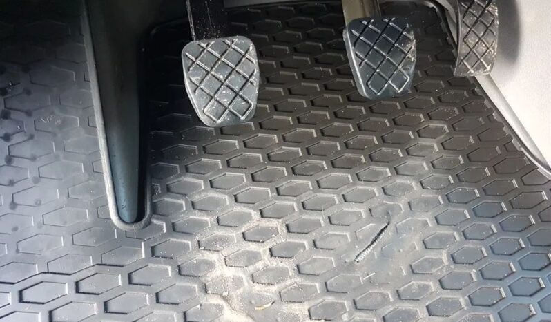 VOLKSWAGEN Crafter | FWD (przód) | Manualna | 140 KM | Biały full