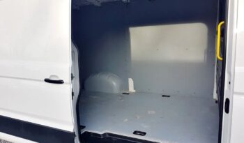 VOLKSWAGEN Crafter | FWD (przód) | Manualna | 140 KM | Biały full