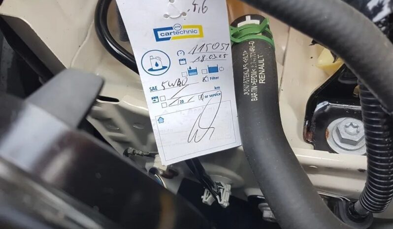 RENAULT Captur  | FWD (przód) | Automatyczna | 118 KM | Beżowy full