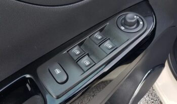 RENAULT Captur  | FWD (przód) | Automatyczna | 118 KM | Beżowy full