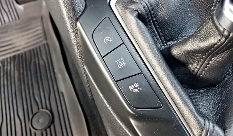 FORD Focus  | FWD (przód) | Manualna | 120 KM | Biały full