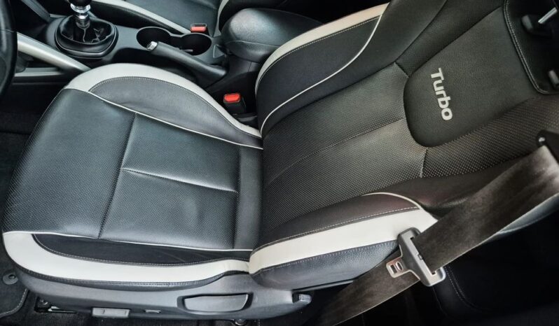 HYUNDAI Veloster  | FWD (przód) | Manualna | 186 KM | Pomarańczowy full