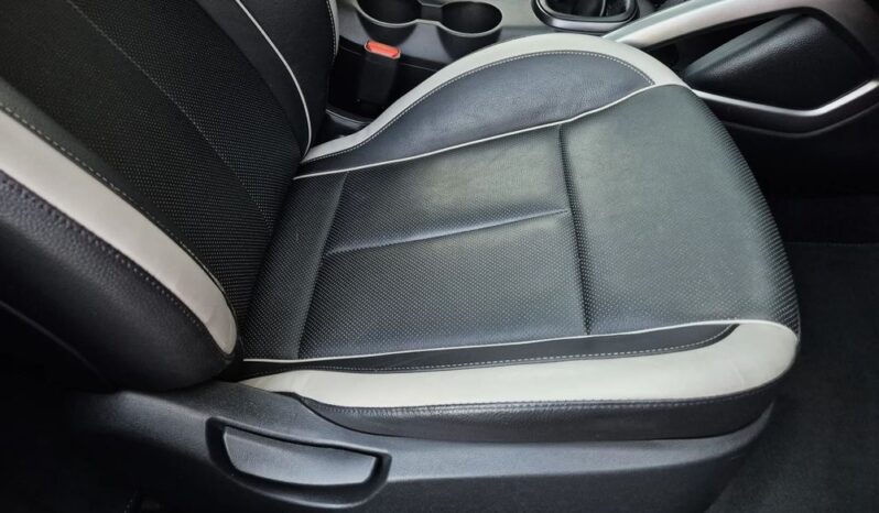 HYUNDAI Veloster  | FWD (przód) | Manualna | 186 KM | Pomarańczowy full