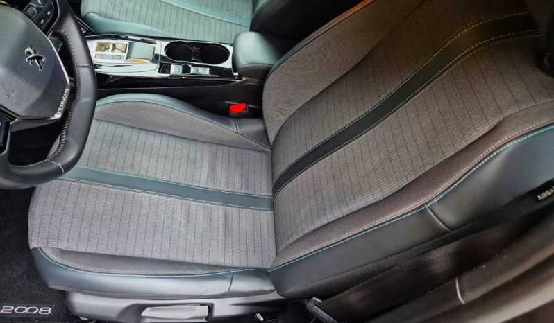 PEUGEOT 2008  | FWD (przód) | Automatyczna | 130 KM | Szary full