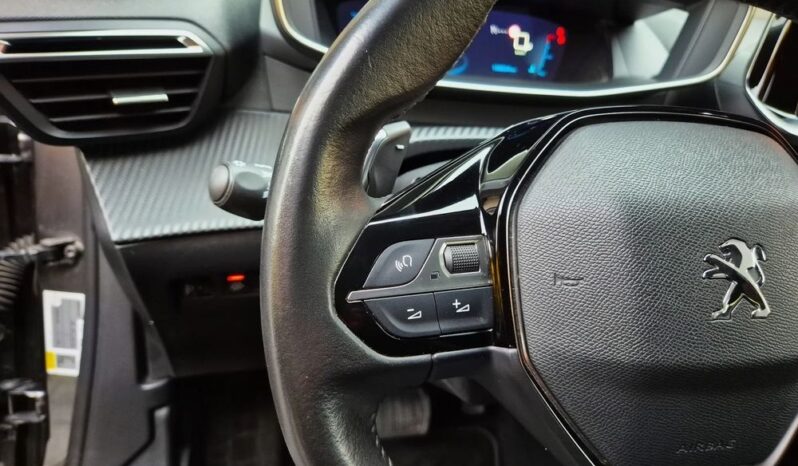 PEUGEOT 2008  | FWD (przód) | Automatyczna | 130 KM | Szary full