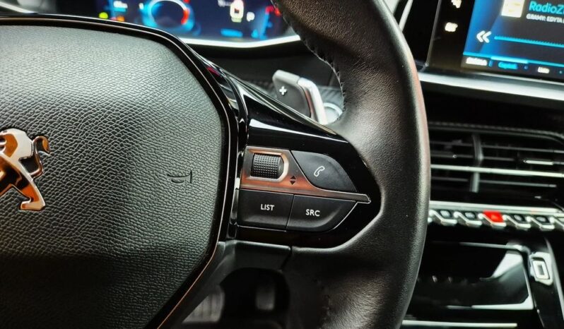 PEUGEOT 2008  | FWD (przód) | Automatyczna | 130 KM | Szary full