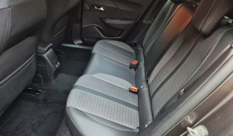 PEUGEOT 2008  | FWD (przód) | Automatyczna | 130 KM | Szary full