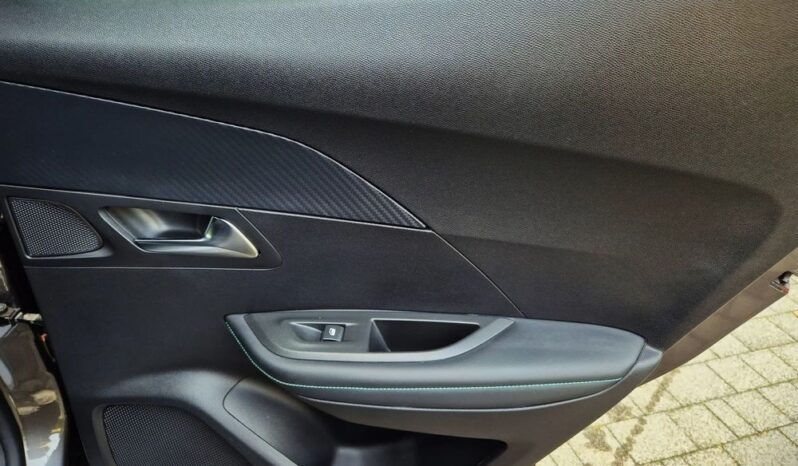PEUGEOT 2008  | FWD (przód) | Automatyczna | 130 KM | Szary full