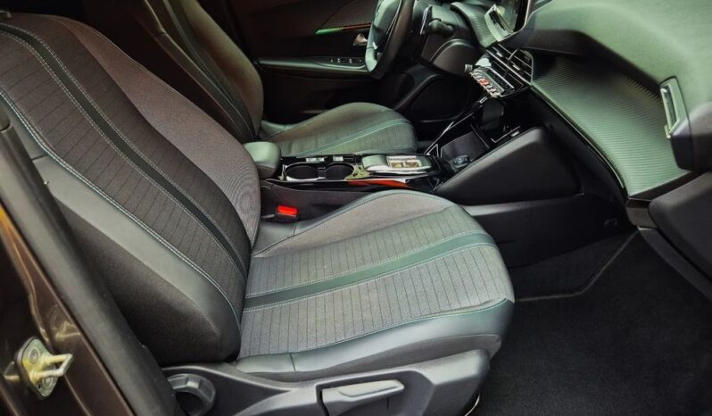 PEUGEOT 2008  | FWD (przód) | Automatyczna | 130 KM | Szary full