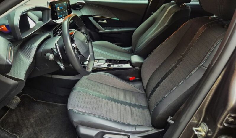 PEUGEOT 2008  | FWD (przód) | Automatyczna | 130 KM | Szary full