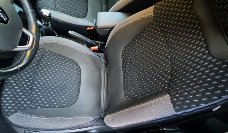 RENAULT Captur  | FWD (przód) | Manualna | 130 KM | Czerwony full