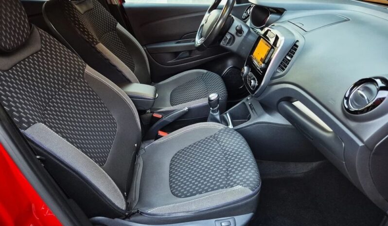 RENAULT Captur  | FWD (przód) | Manualna | 130 KM | Czerwony full