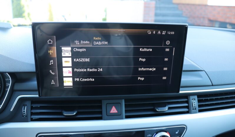 AUDI A4  | 2020 | 190 KM | 1968cm3 | Czarny full