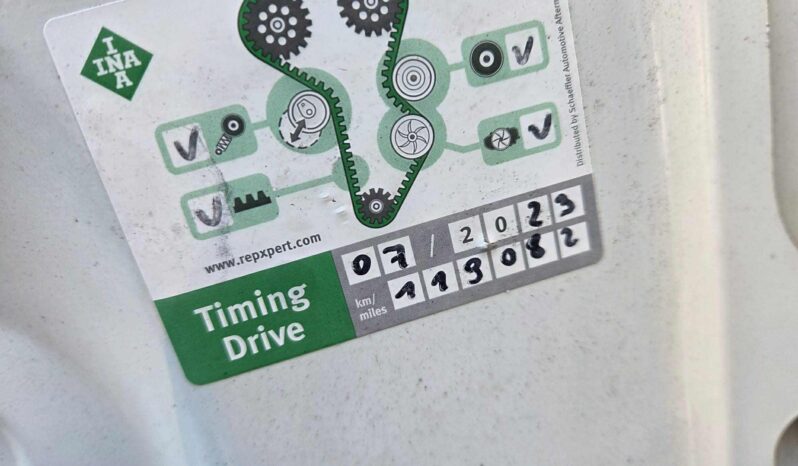 RENAULT Megane  | 2013 | 100 KM | 1598cm3 | Biały full