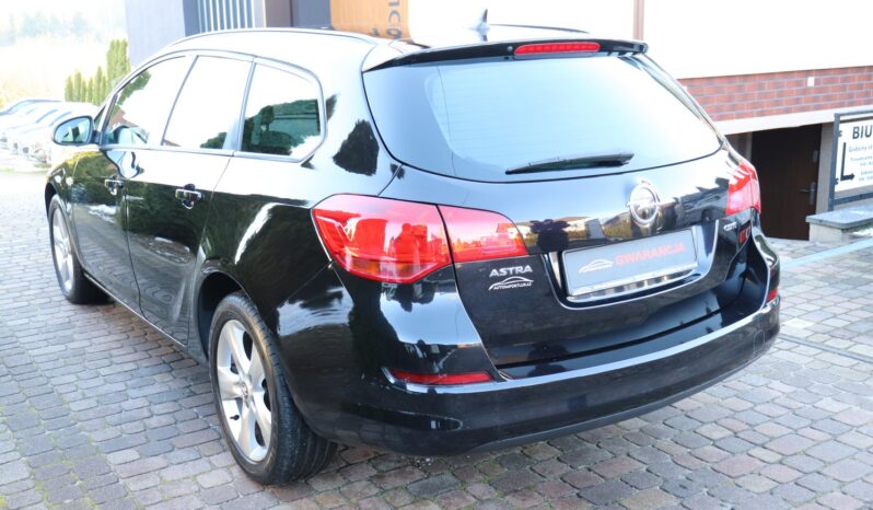OPEL Astra | 2011 | 110 KM | 1686cm3 | Brązowy full