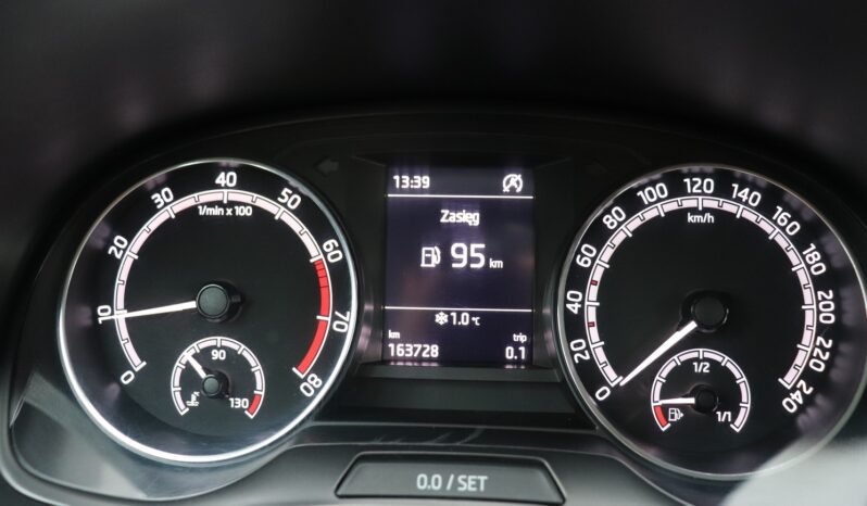 SKODA Fabia  | 2022 | 95 KM | 999cm3 | Granatowy full