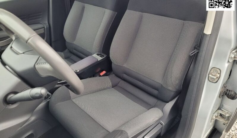 CITROEN C4 Cactus  | FWD (przód) | Manualna | 82 KM | Srebrny full