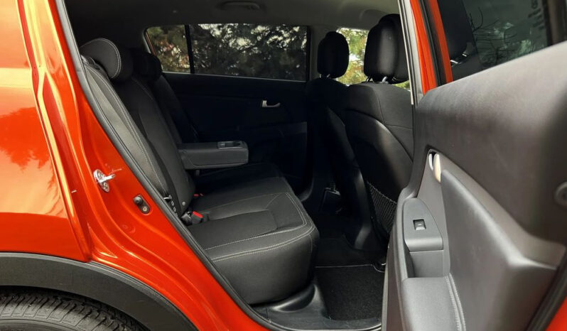 KIA Sportage  | 4×4 (stały) | Manualna | 163 KM | Pomarańczowy full