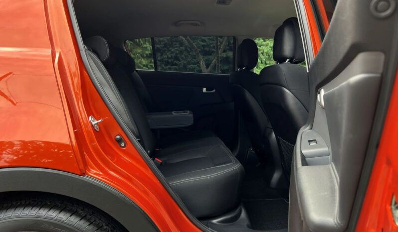 KIA Sportage  | 4×4 (stały) | Manualna | 163 KM | Pomarańczowy full