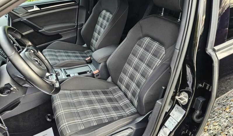 VOLKSWAGEN Golf  | FWD (przód) | Automatyczna | 184 KM | Czarny full