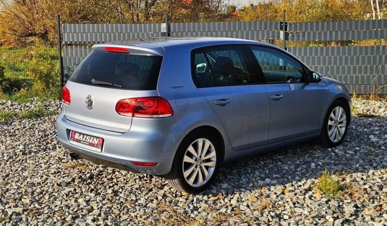VOLKSWAGEN Golf  | FWD (przód) | Manualna | 122 KM | Niebieski full