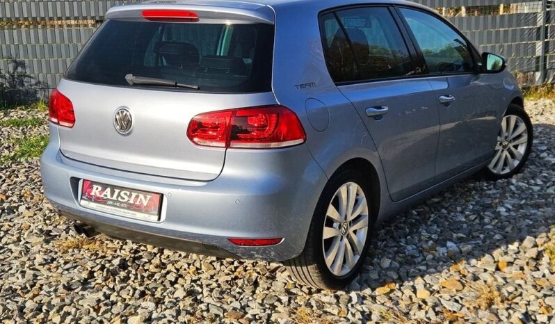 VOLKSWAGEN Golf  | FWD (przód) | Manualna | 122 KM | Niebieski full