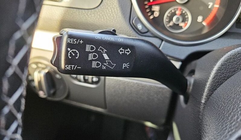 VOLKSWAGEN Golf  | FWD (przód) | Manualna | 122 KM | Niebieski full