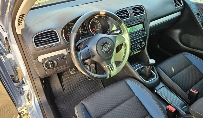 VOLKSWAGEN Golf  | FWD (przód) | Manualna | 122 KM | Niebieski full