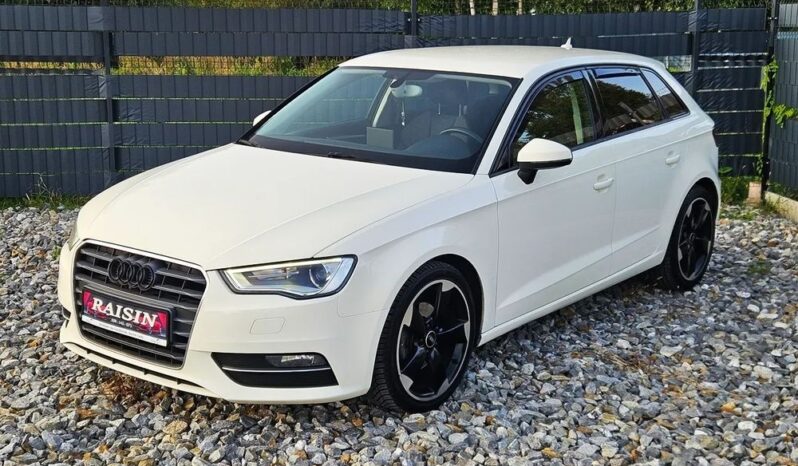 AUDI A3  | FWD (przód) | Manualna | 105 KM | Biały full