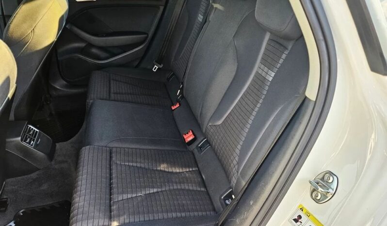 AUDI A3  | FWD (przód) | Manualna | 105 KM | Biały full