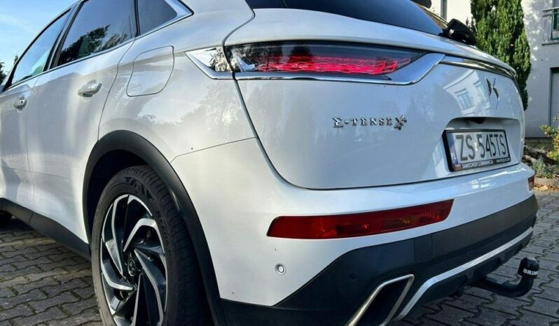 DS Automobiles DS 7 Crossback | 4×4 (doł. automatycznie) | Automatyczna | 300 KM | Biały full