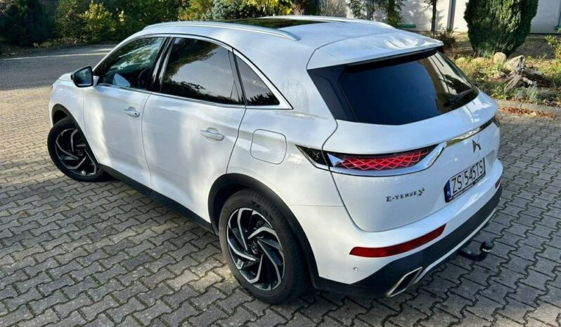DS Automobiles DS 7 Crossback | 4×4 (doł. automatycznie) | Automatyczna | 300 KM | Biały full