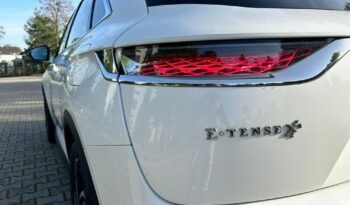 DS Automobiles DS 7 Crossback | 4×4 (doł. automatycznie) | Automatyczna | 300 KM | Biały full