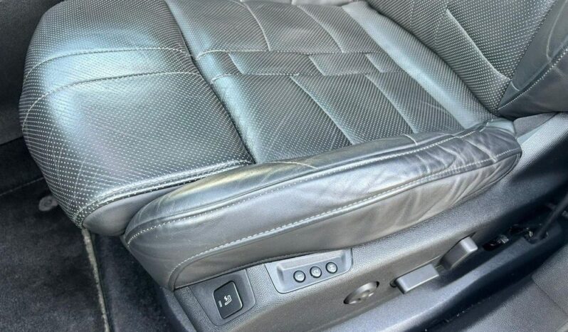 DS Automobiles DS 7 Crossback | 4×4 (doł. automatycznie) | Automatyczna | 300 KM | Biały full