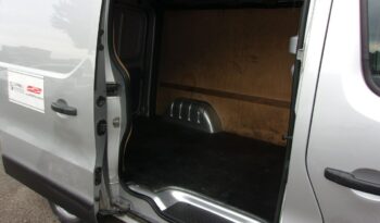 OPEL Vivaro | FWD (przód) | Manualna | 115 KM | Srebrny full