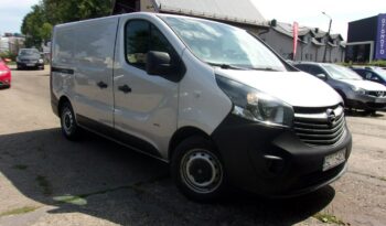 OPEL Vivaro | FWD (przód) | Manualna | 115 KM | Srebrny full