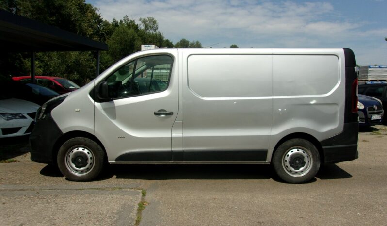 OPEL Vivaro | FWD (przód) | Manualna | 115 KM | Srebrny full