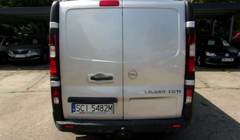 OPEL Vivaro | FWD (przód) | Manualna | 115 KM | Srebrny full