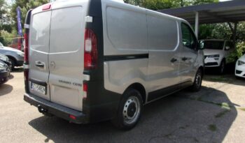 OPEL Vivaro | FWD (przód) | Manualna | 115 KM | Srebrny full