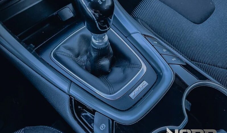 FORD Mondeo  | FWD (przód) | Manualna | 120 KM | Szary full