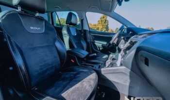 SKODA Octavia  | 4×4 (stały) | Automatyczna | 150 KM | Szary full