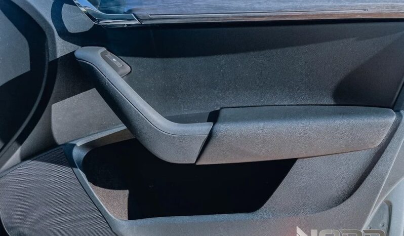 SKODA Octavia  | 4×4 (stały) | Automatyczna | 150 KM | Szary full