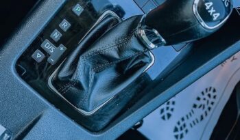 SKODA Octavia  | 4×4 (stały) | Automatyczna | 150 KM | Szary full