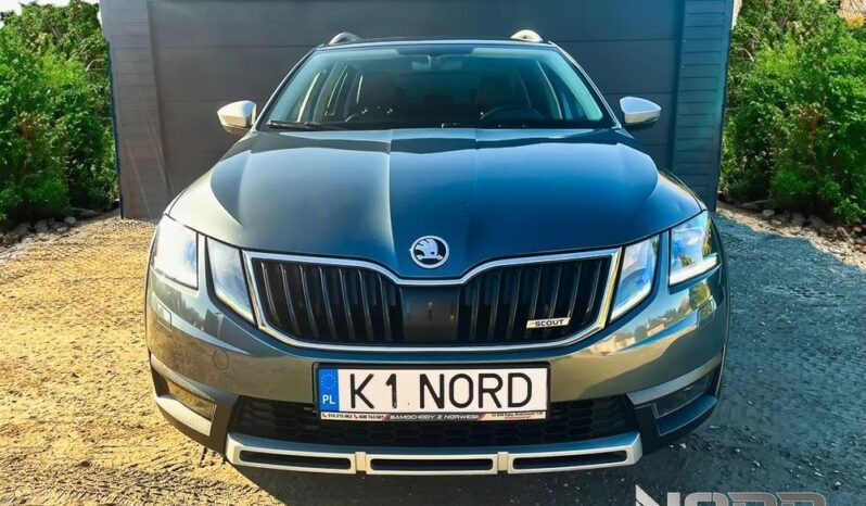 SKODA Octavia  | 4×4 (stały) | Automatyczna | 150 KM | Szary full