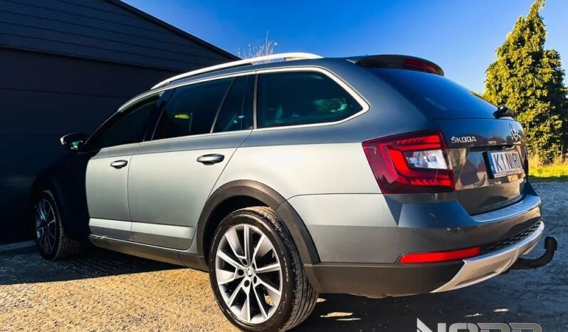 SKODA Octavia  | 4×4 (stały) | Automatyczna | 150 KM | Szary full