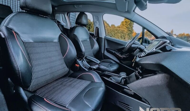 PEUGEOT 2008  | FWD (przód) | Automatyczna | 110 KM | Srebrny full